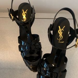 YSL TRIBUTE PLATFORM SANDALS IN PATENT LEATHER size 38 black